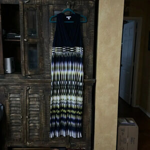 London Style Collection Woman Sleeveless Maxi Dress Navy Colorful 1X EUC